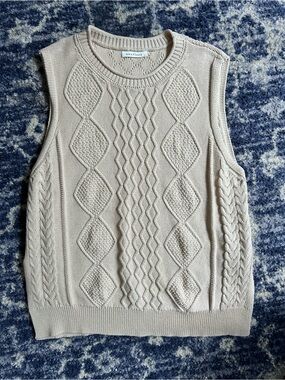 Neuflora Cream Cable Knit Sweater Vest